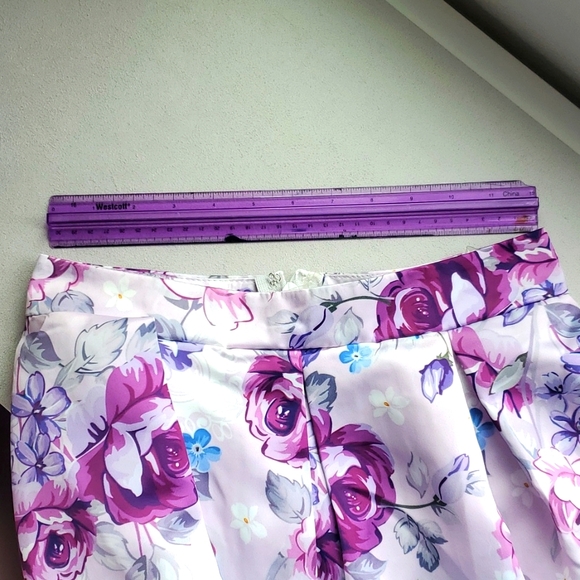 Charlotte Russe High Waisted Floral Skirt - Picture 8 of 8
